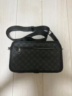 新品未使用　メンズブラックショルダーバッグ