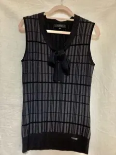 バーバリーチェック リボン付き ノースリーブニット
