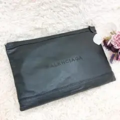 【漂う高級感】 BALENCIAGA バレンシアガ クラッチバッグ レザー