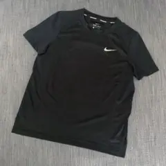 ナイキ　ドライフィットtシャツ s dryfit 黒