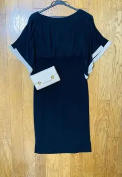 ほぼ新品 ブラック ワンピース James Lakeland