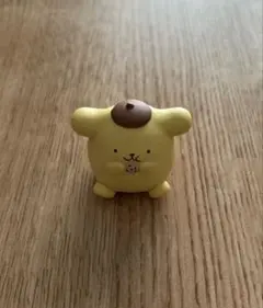 サンリオ　たべすぎましてポムポムプリン　ガチャガチャ　フィギュア