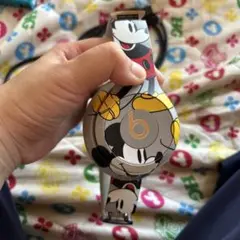 Item thumbnail for item 952745cd-4068-4797-9b5c-d950f3dbec53