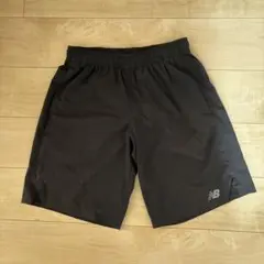 メンズ　ニューバランス ショートパンツ