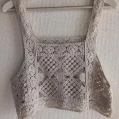 レース編み ベージュ クロップドトップス
