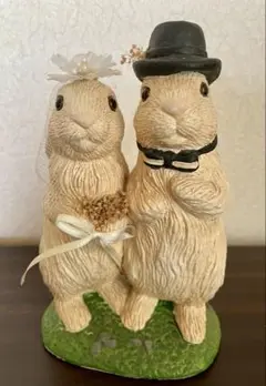 夫婦うさぎの置物