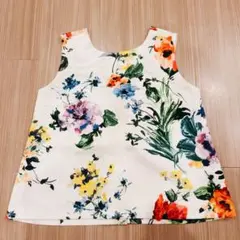 ティティレートヴァレット 花柄トップス