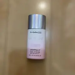 MAC GLOWPLAY LIGHTFUL C PRIMER C3 30ml