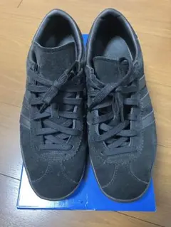 adidas stadt アディダス シュタット スニーカー