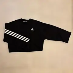 adidas ブラック クロップドジャージ