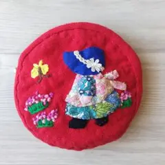 ★ハンドメイドパッチワーク丸型ミニポーチ♡小銭入れ♡お散歩スーちゃん♡赤★