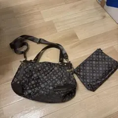 Item thumbnail for item 33494659-366f-494d-9373-2b2347f6745b