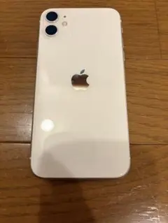 Apple iPhone 11 ホワイト 本体
