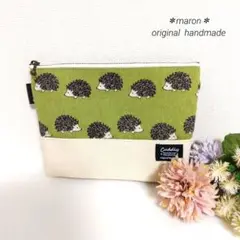 ファスナーポーチ　ハリネズミ(緑) 　　　　×倉敷帆布(生成)》/ハンドメイド