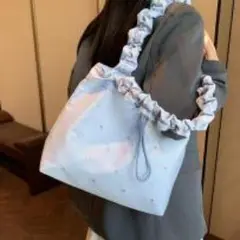 【青】ビジュー フリルショルダー フリルトートバッグ くしゅくしゅハンドル