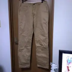 ユニクロ　チノパン　ベージュ