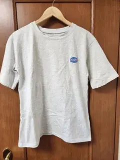 ☆美品☆　半袖　ティーシャツ　刺繍