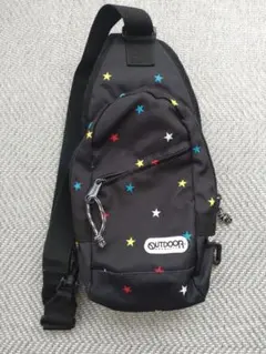 OUTDOOR PRODUCTS 星柄ボディバッグ