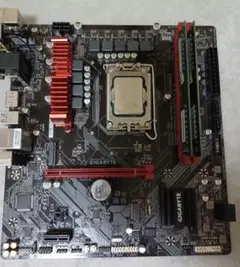 GIGABYTE b660m wifi i7 12700 ram 32gb