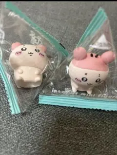 新品2点セットちいかわインテリアミニフィギュアカニちゃん古本屋