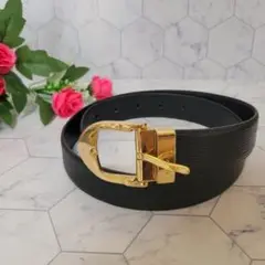 ルイヴィトン シンプル ゴールド バックル ベルト エピ かっこいい パンツ