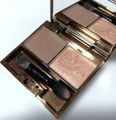 Item thumbnail for item a40aed24-4d3c-47eb-95a7-561d90c27deb