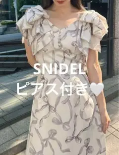 SNIDEL♥︎リボンスリーブデザインワンピース