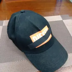DIESEL ブラック ベースボールキャップ 帽子オレンジ