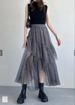 アシンメトリーティアードチュールスカート