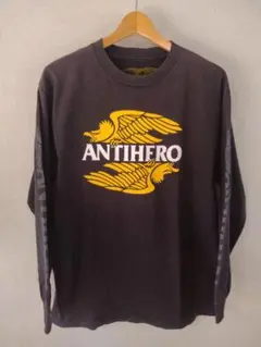 ANTI HERO ロングスリーブ Tシャツ
