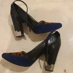 トーガプルラ レオパード柄パンプス