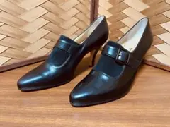 Ferragamo フェラガモ ヒール パンプス 5ハーフ 希少モデル 黒