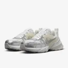 【匿名】ナイキ V2K ラン Nike 24.5 FD0736-104