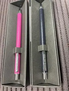 伊藤屋　革巻きボールペン　カラーチャート2set(ピンク、濃紺) 箱付き