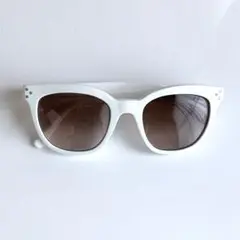 未使用 CÉLINE セリーヌ ホワイトフレーム サングラス