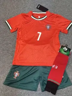 140cm ボルドガル新モデル　ロナウド　子供サッカーユニフォームソックス付き
