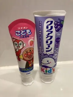 LION こどもハミガキ いちご味 & クリアクリーン グレープ 味　歯磨き粉