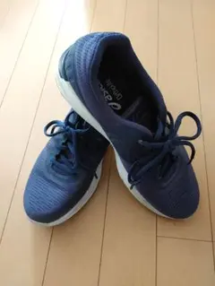 ASICSシューズ