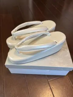 Item thumbnail for item 231d23b4-b3ac-41c0-a658-12721a0cd12f