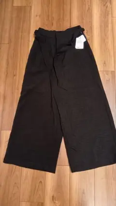 【新品　未使用】ワイドパンツ　ブラック