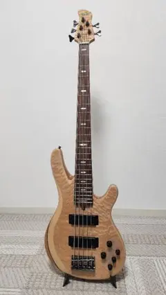 こ*ー様 ヤマハ TRB1005J 5弦ベース ゴールドパーツ交換 スーパーロン 82264.jpg