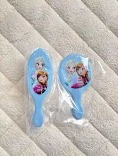 【新品未使用】アナと雪の女王 アナとエルサ　ヘアブラシとミラーセット