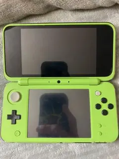 ニンテンドー2DS マイクラモデル