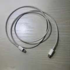 Lightning to USB-Cケーブル ホワイト