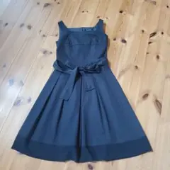 QUEENS COURT ノースリーブひざ丈ワンピース