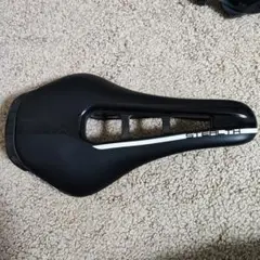 プロ(PRO) ステルス サドル