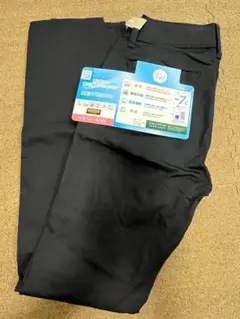 値下げ❣️ 新品タグ付❣️ しまむら 素肌涼やかパンツ 黒 スキニー 64