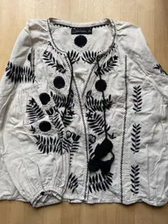 zara 刺繍カーディガン