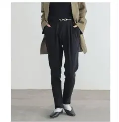 n'or ストレッチテーパードパンツ　ブラック　Mサイズ