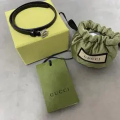 GUCCI レザー チョーカー Gロゴ付き